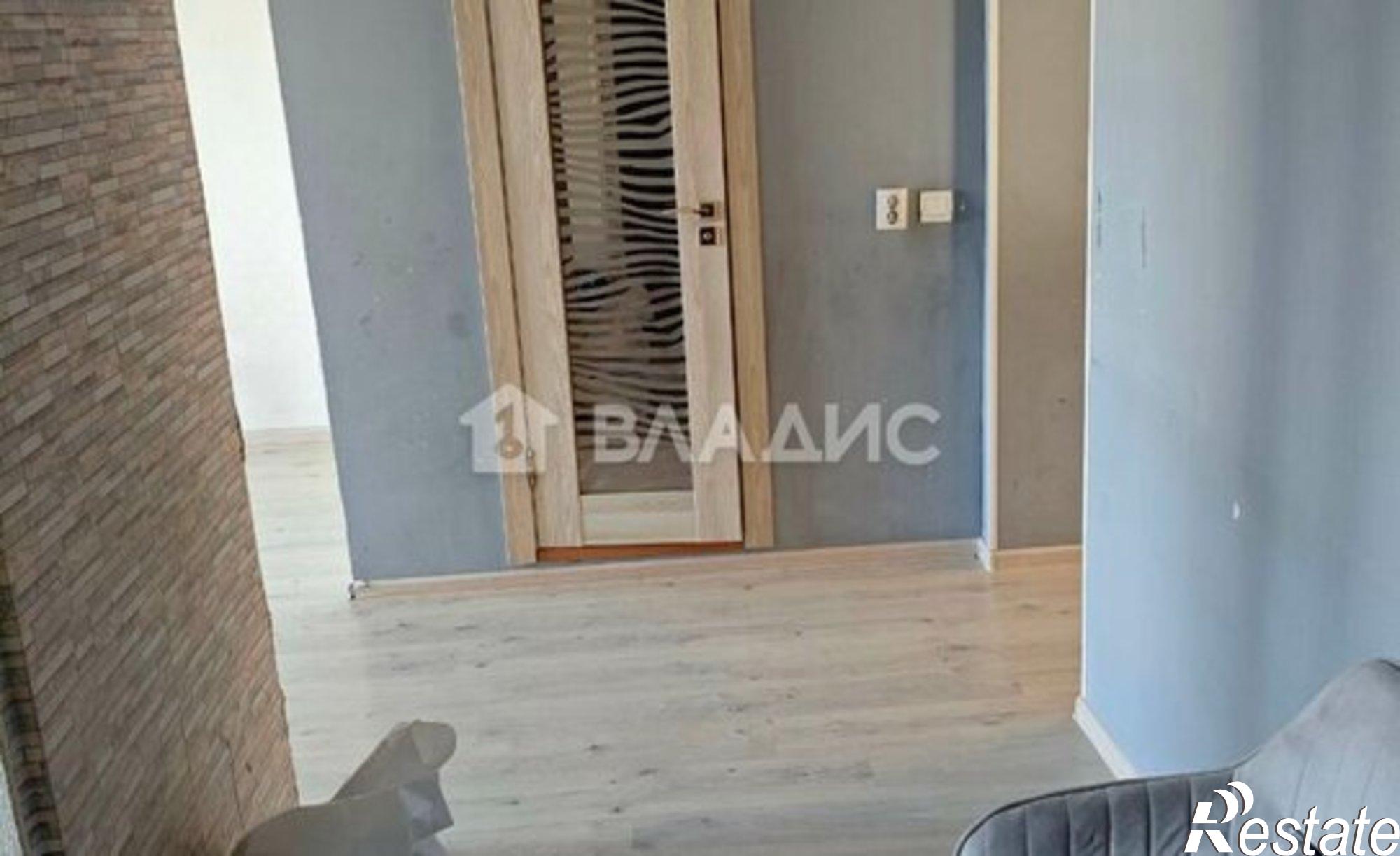 Купить квартиру за 7 100 000 рублей на улица Мерецкова, 33