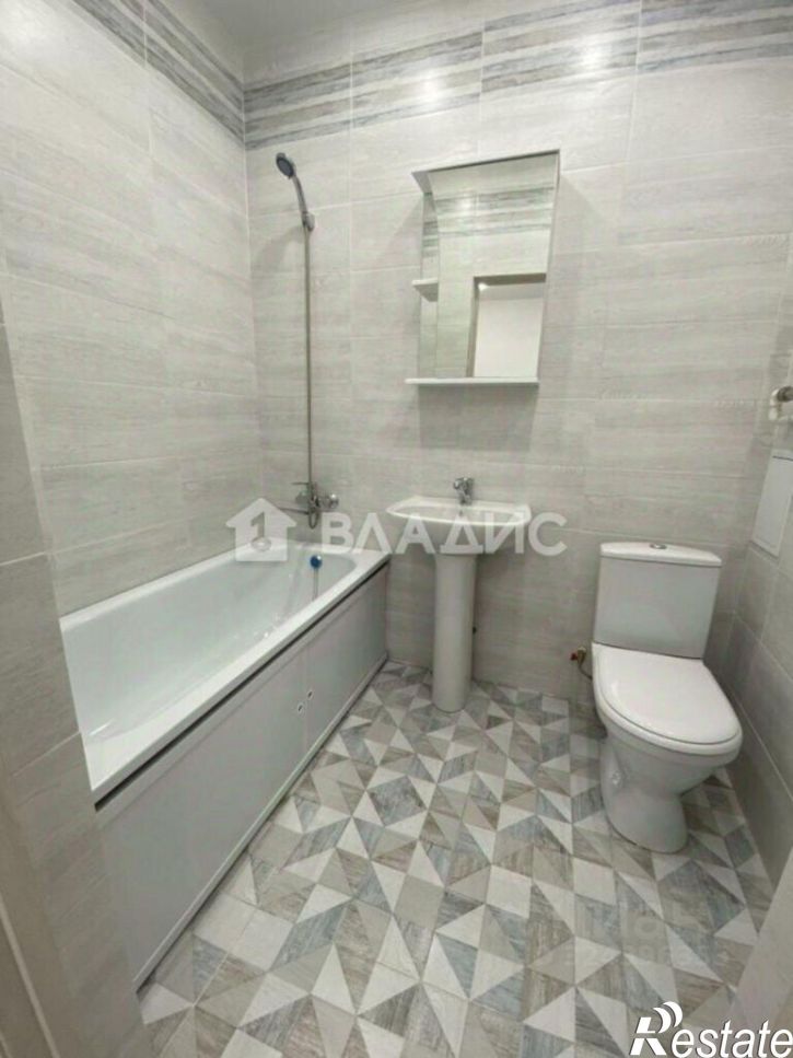 1-комн квартира 105-й микрорайон, 44