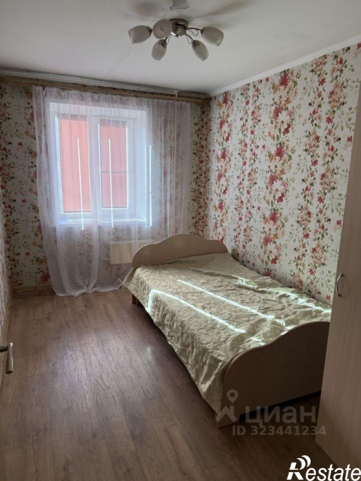 2-комн квартира улица Гагарина, 73Б,  д. 73Б