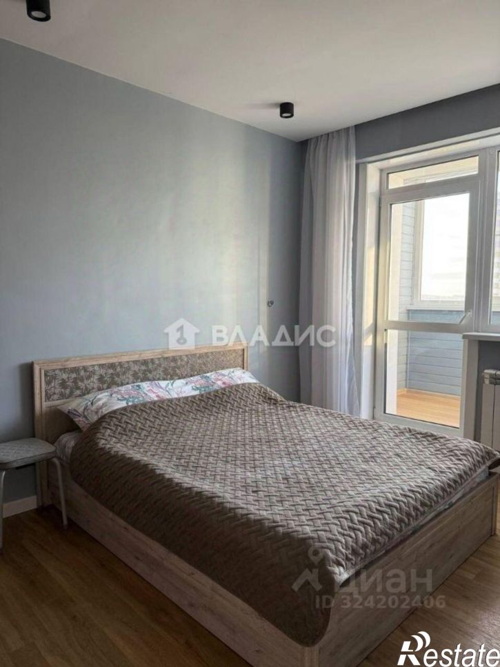 1-комн квартира микрорайон 140Б, 1