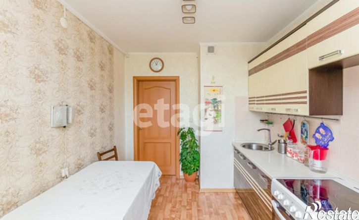 2-комн квартира Геологическая улица, 28,  д. 28