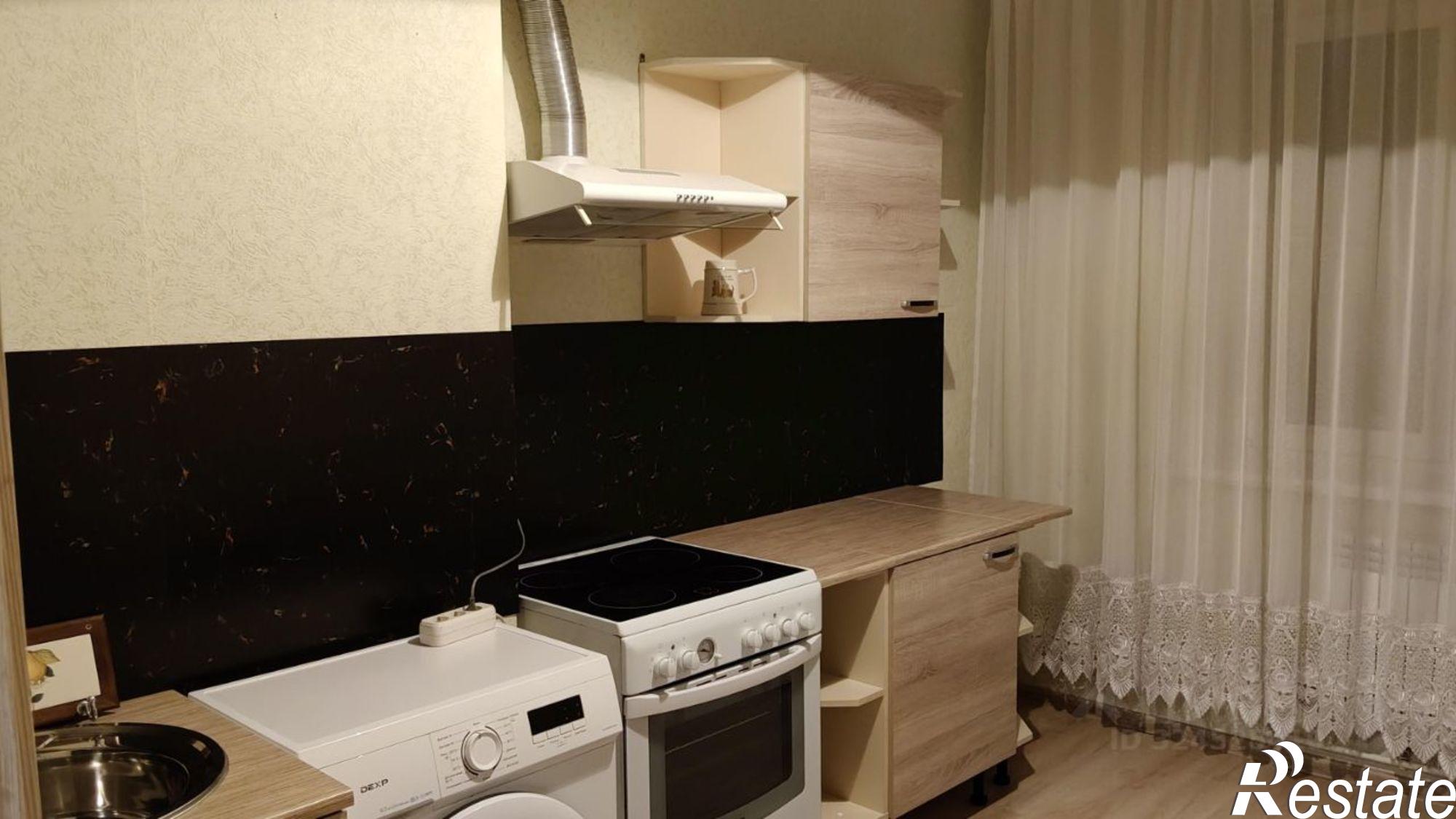 Сдать квартиру за 28 000 рублей на 113-й микрорайон, 28