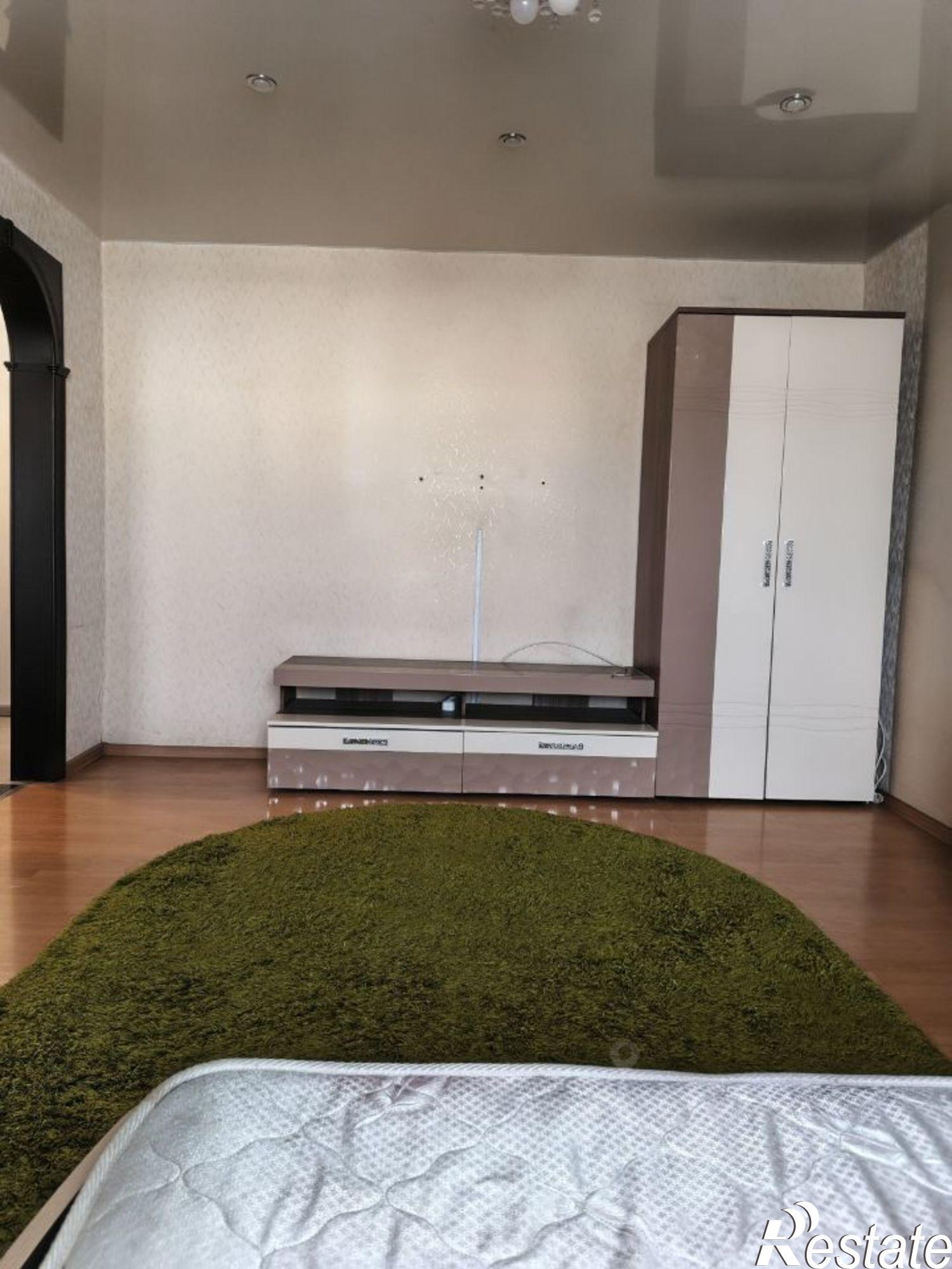 Сдать квартиру за 35 000 рублей на улица Чкалова, 15