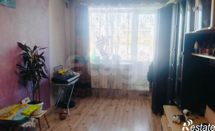 3-комн квартира улица Клыпина, 10,  д. 10