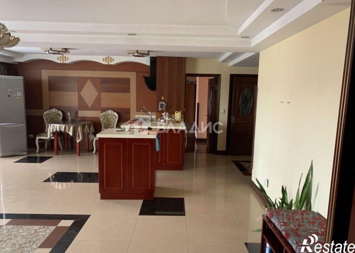 3-комн квартира улица Калашникова, 11,  д. 11