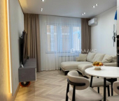 2-комн, 74кв м, этаж 13/19 проспект 50-летия Октября, 2/1