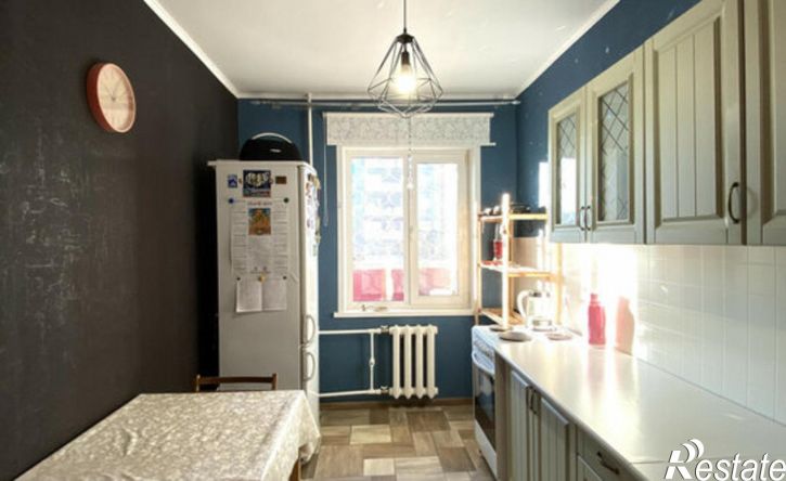 2-комн квартира 111-й микрорайон, 9