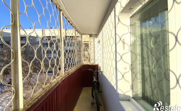 2-комн квартира 111-й микрорайон, 9