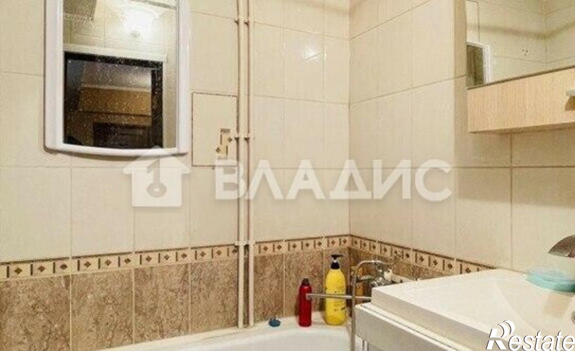 Купить квартиру за 12 000 000 рублей на улица Смолина, 81