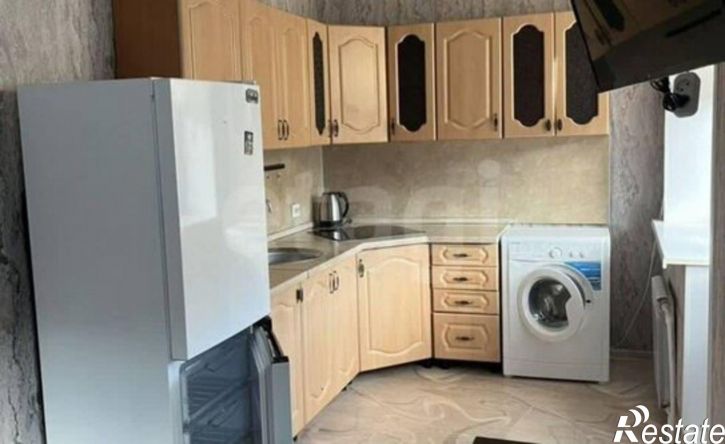 2-комн квартира 105-й микрорайон, 33