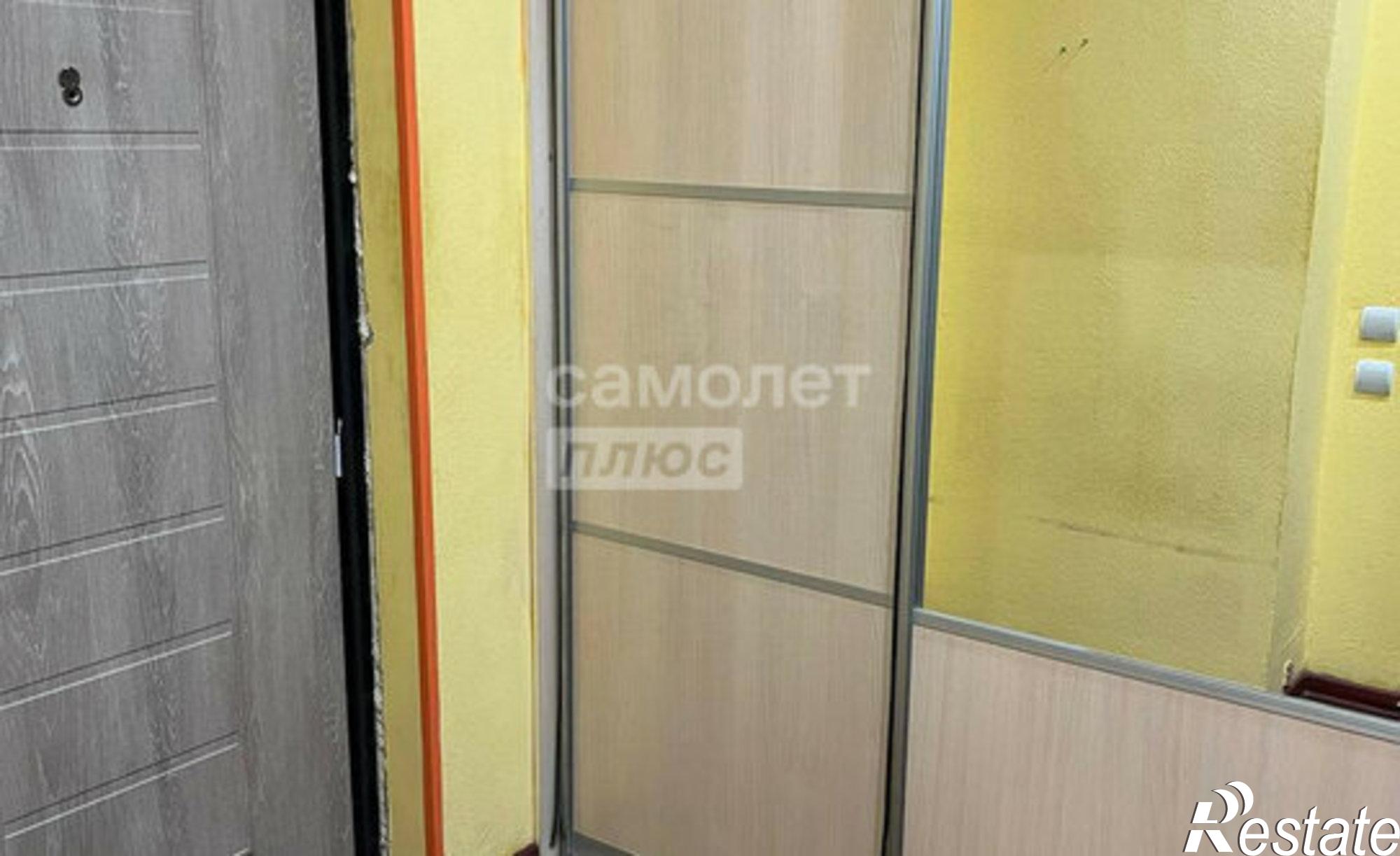 Купить квартиру за 12 000 000 рублей на ул Смолина, 54А