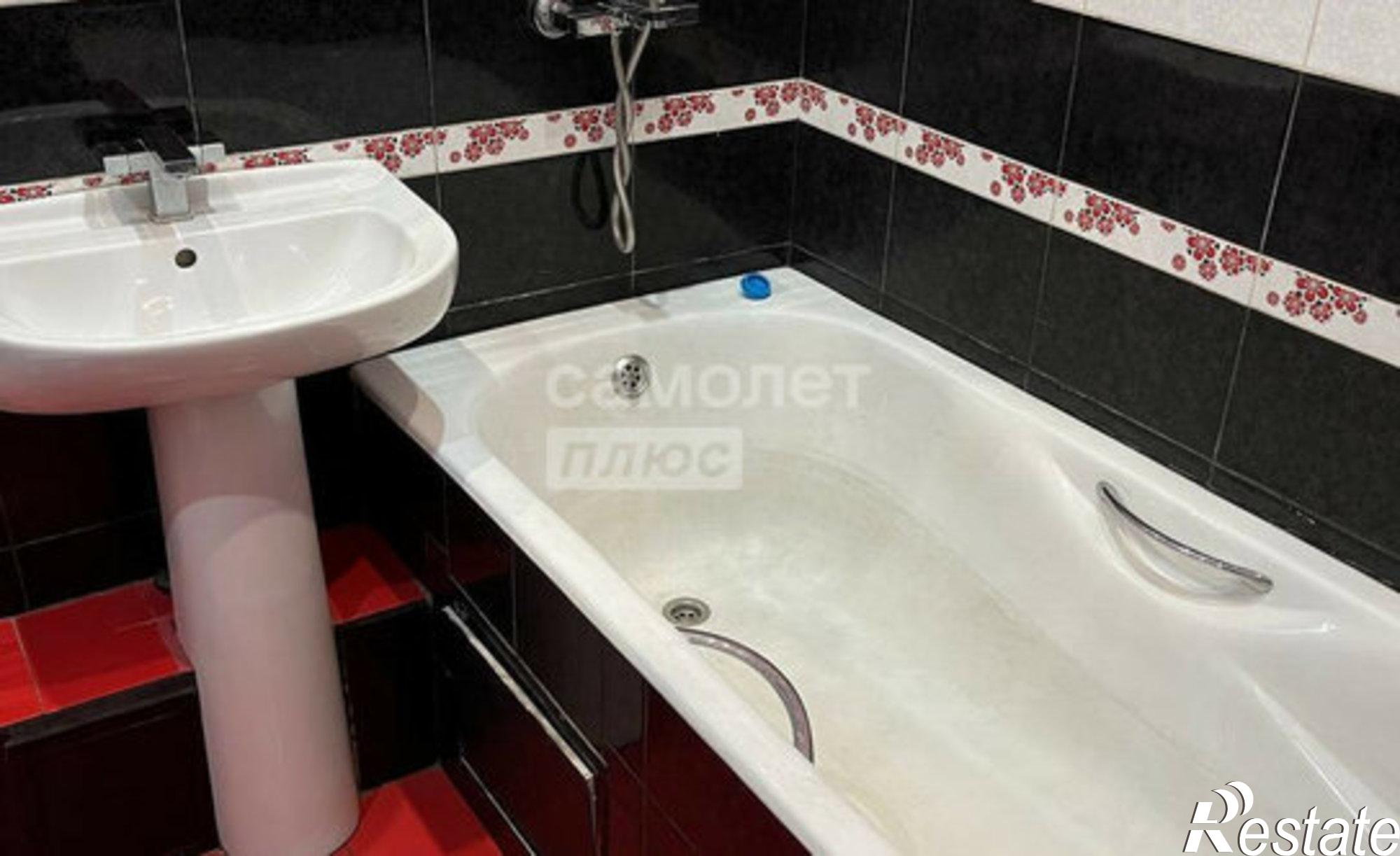 Купить квартиру за 12 000 000 рублей на ул Смолина, 54А