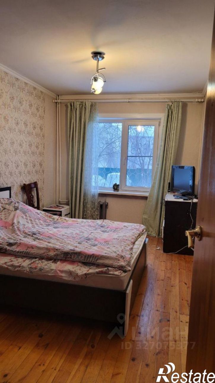 3-комн квартира пр-кт Строителей, 14,  д. 14