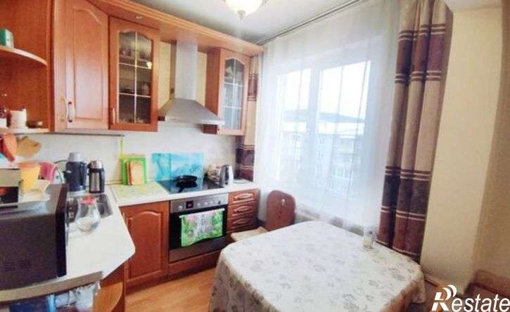 3-комн квартира улица Жердева, 92,  д. 92
