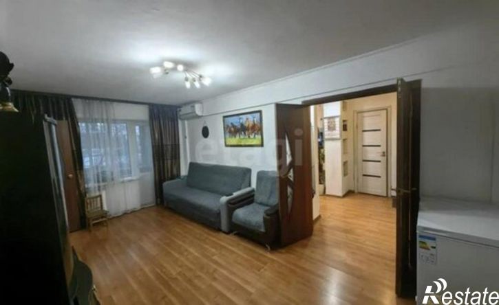 3-комн квартира улица Жердева, 7,  д. 7