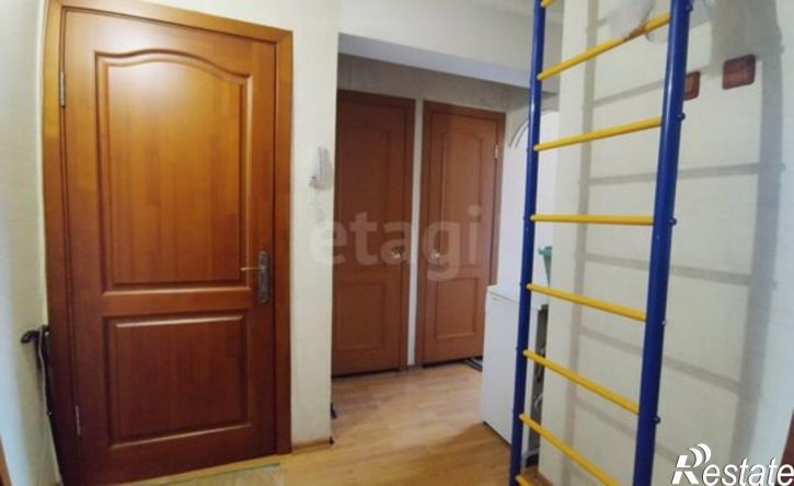 3-комн квартира улица Жердева, 92,  д. 92