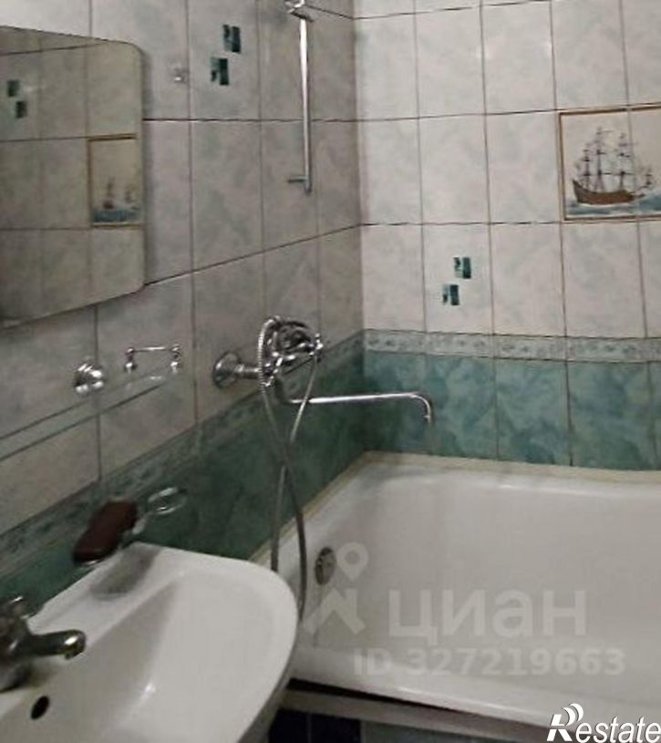 2-комн квартира улица Гагарина, 75,  д. 75
