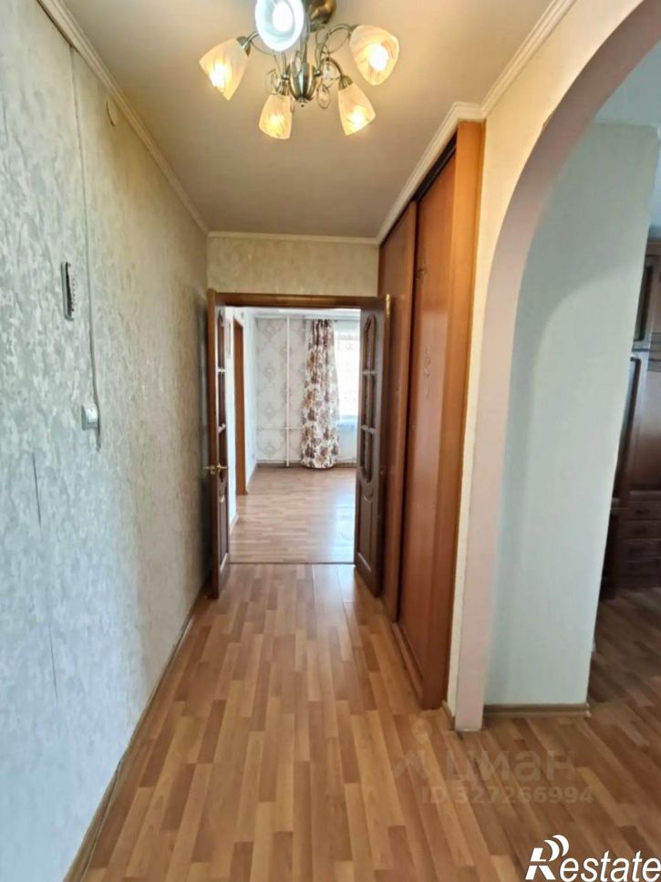 3-комн квартира улица Микояна, 1,  д. 1