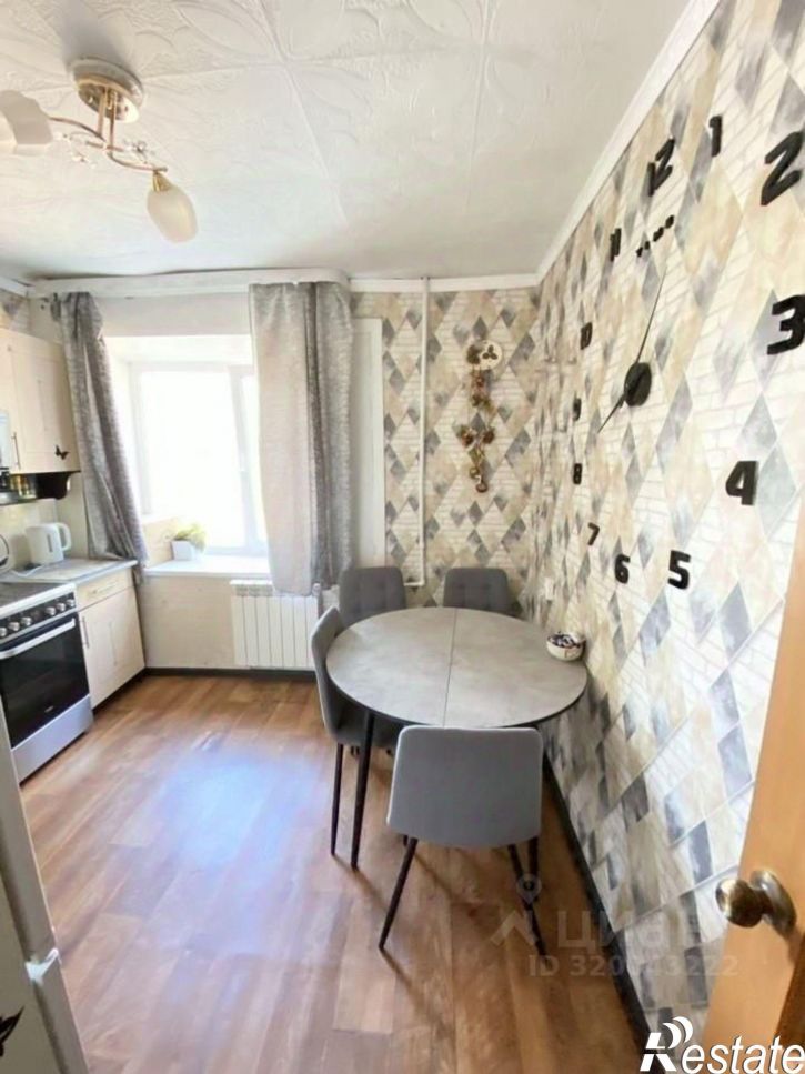 4-комн квартира ул Калашникова, 16,  д. 16