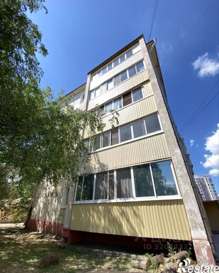 4-комн квартира ул Калашникова, 16,  д. 16