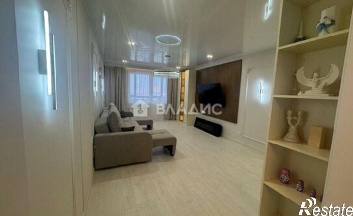3-комн квартира ул Бабушкина, 1 5,  д. 1 5,  к. 5