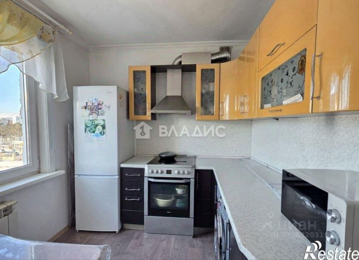 2-комн квартира улица Жердева, 128,  д. 128