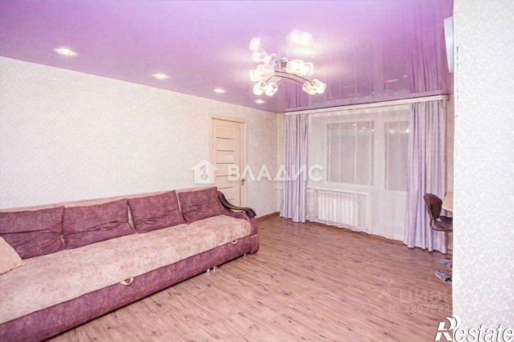 3-комн квартира улица Гагарина, 20,  д. 20