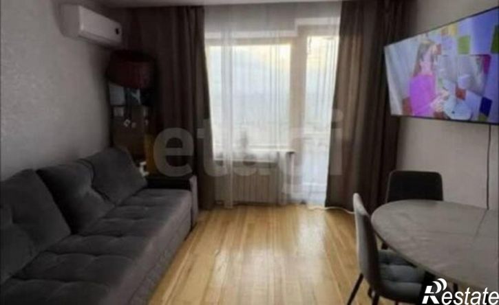 2-комн квартира микрорайон 148В, 8/2