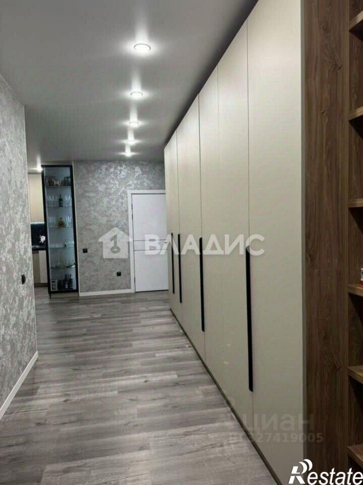 3-комн квартира 142-й микрорайон, 6