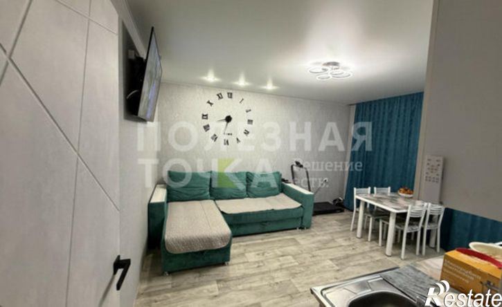 2-комн квартира 111-й микрорайон, 9