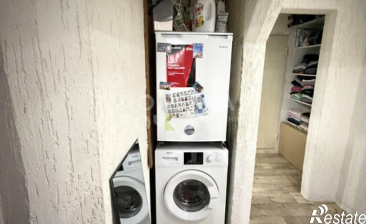 2-комн квартира 111-й микрорайон, 9