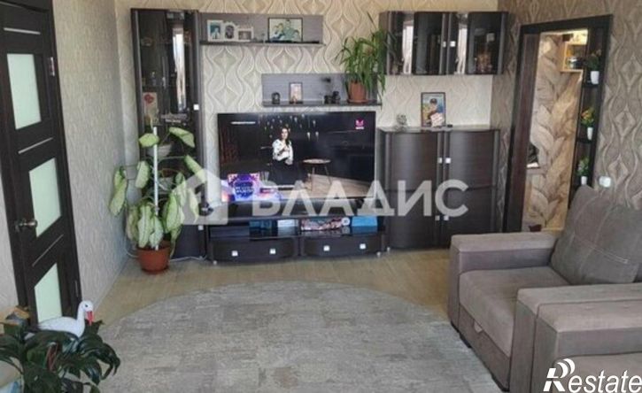 4-комн квартира ул Чаадаева, 3,  д. 3