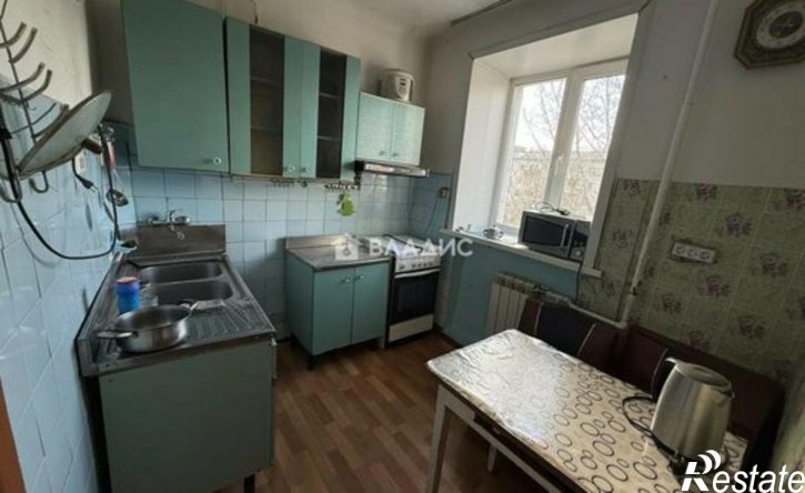 3-комн квартира проспект 50-летия Октября, 6,  д. 6
