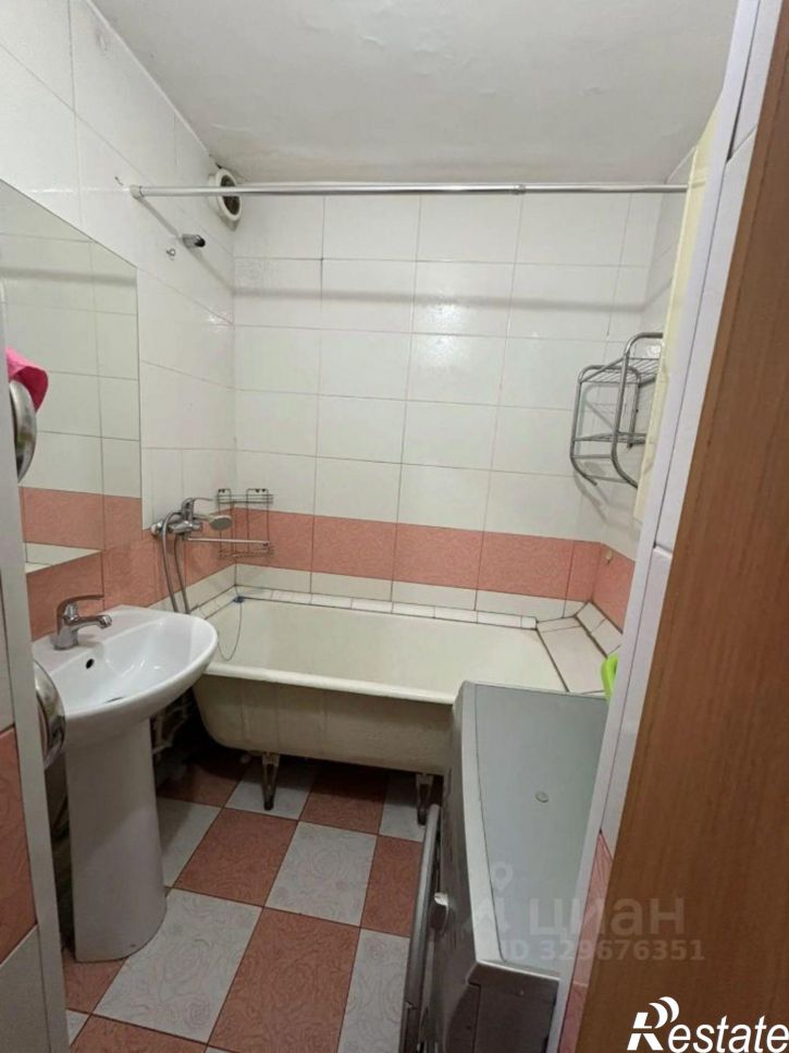 2-комн квартира проспект Строителей, 60,  д. 60