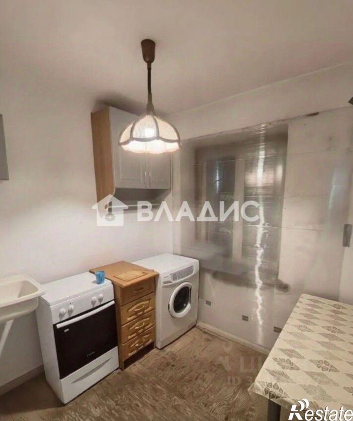 2-комн квартира ул Залесная, 1А,  д. 1А