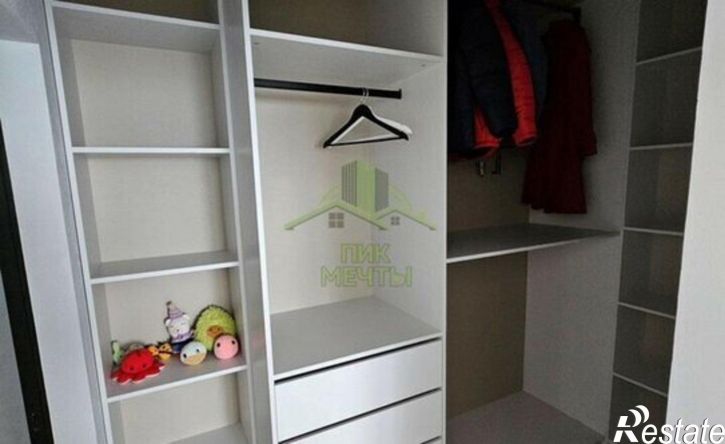 3-комн квартира ул Модогоева, 8,  д. 8