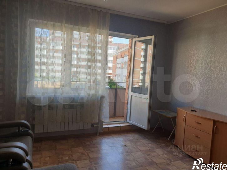 1-комн квартира микрорайон 140А, 1