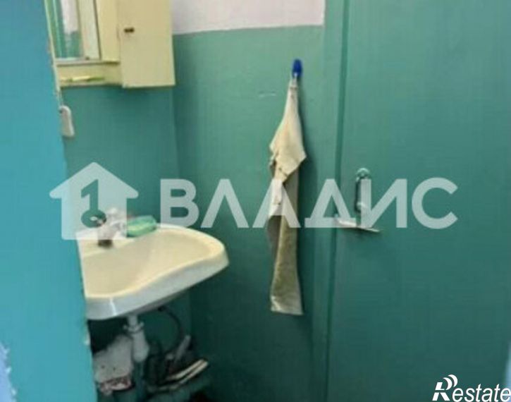 2-комн квартира улица Толстихина, 2,  д. 2