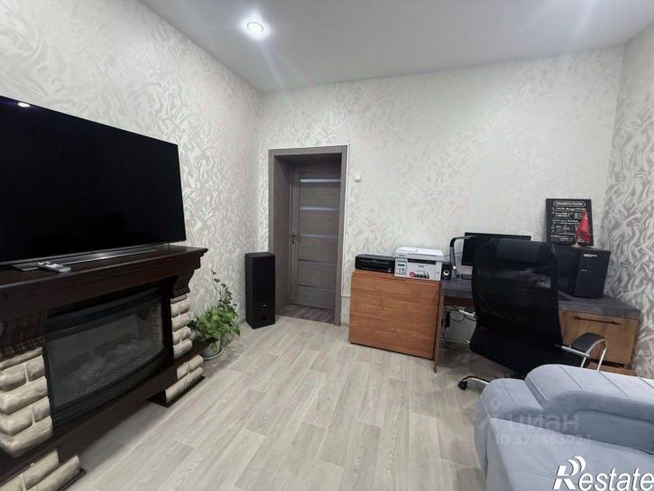3-комн квартира улица Гастелло, 4,  д. 4