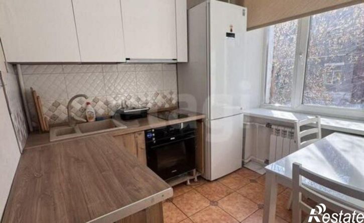 3-комн квартира ул Пристанская, 10,  д. 10