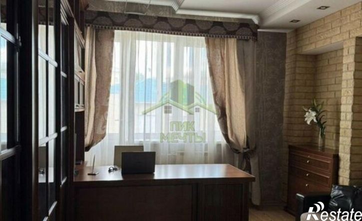 5-комн квартира пр-кт Победы, 11А,  д. 11А