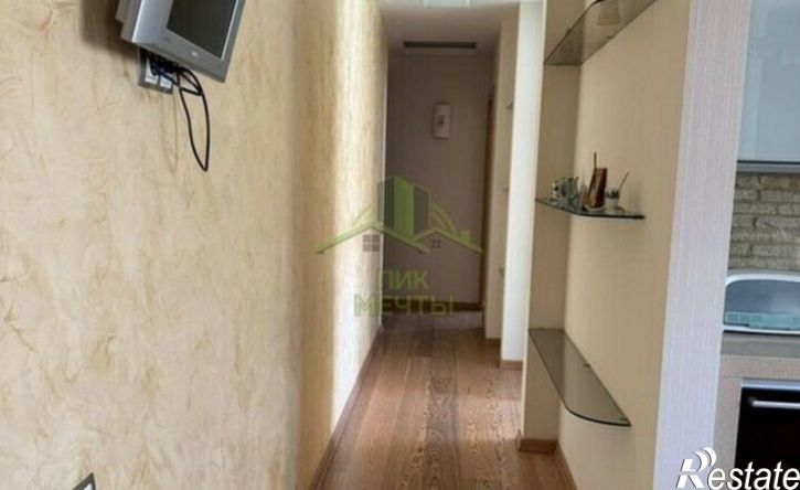5-комн квартира пр-кт Победы, 11А,  д. 11А