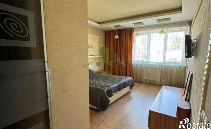 5-комн квартира пр-кт Победы, 11А,  д. 11А