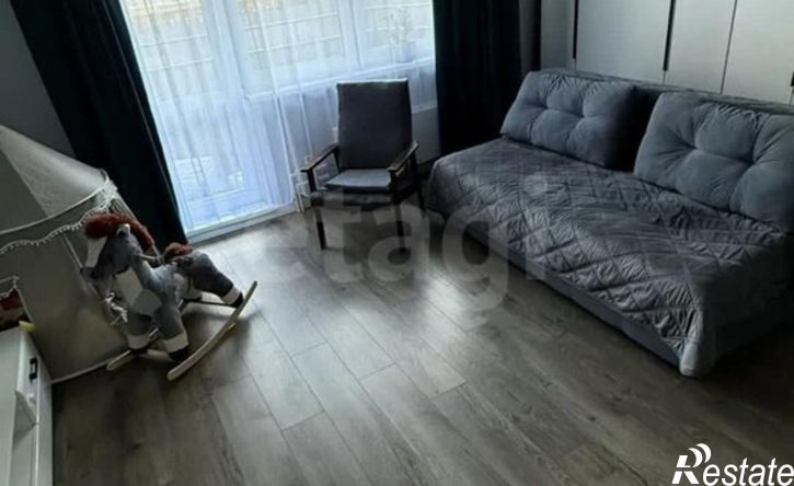 2-комн квартира микрорайон 140А, 27