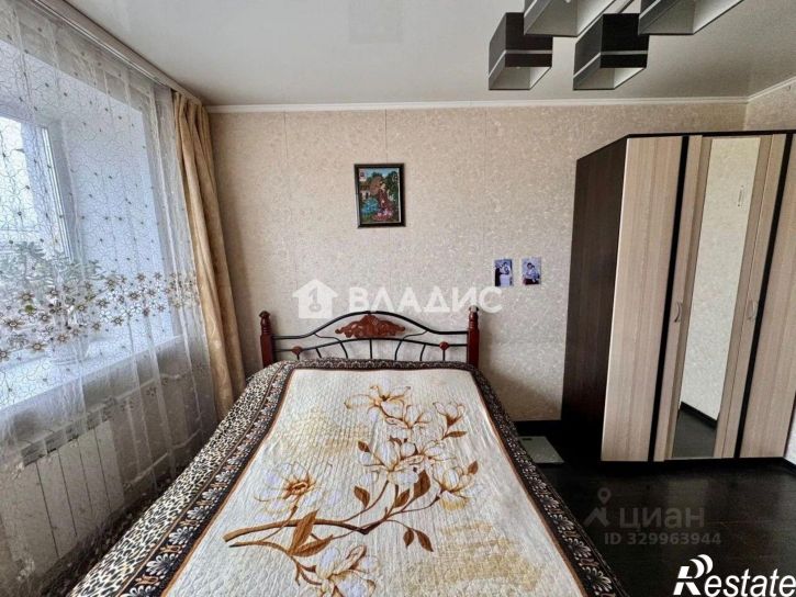 3-комн квартира улица Гагарина, 13,  д. 13