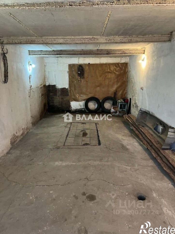 Гараж/парковка пр-кт 50-летия Октября, 42,  д. 42