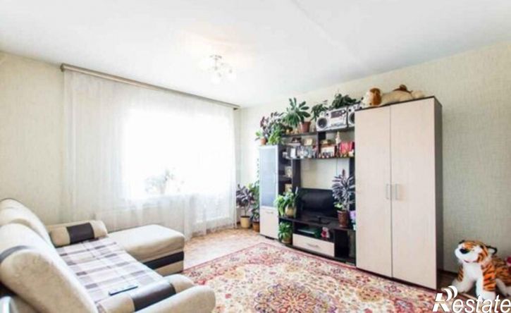 2-комн квартира микрорайон 148В, 8/2