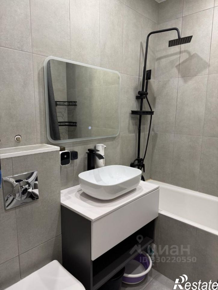2-комн квартира микрорайон 140Б, 11