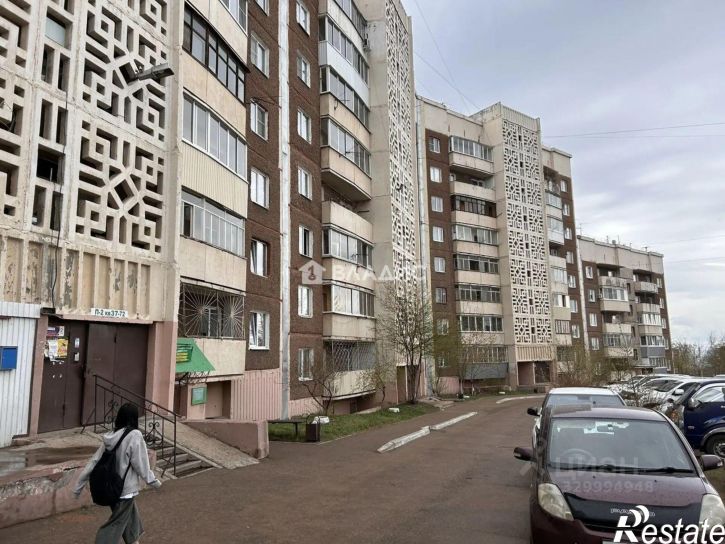 3-комн квартира 113-й микрорайон, 1