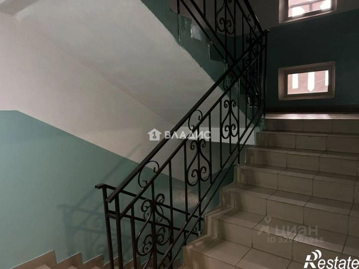 3-комн квартира 113-й микрорайон, 1